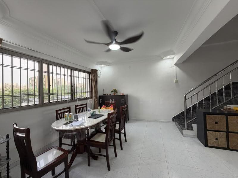 336 Jurong East Avenue 1, 336 Jurong East Avenue 1, Boon Lay / Jurong / Tuas, 4 Bedrooms, 1,679 sqft, HDB Flat For Sale, by Eugene Lee, 500298296 - Dining Room - PropertyGuru.com.sg
