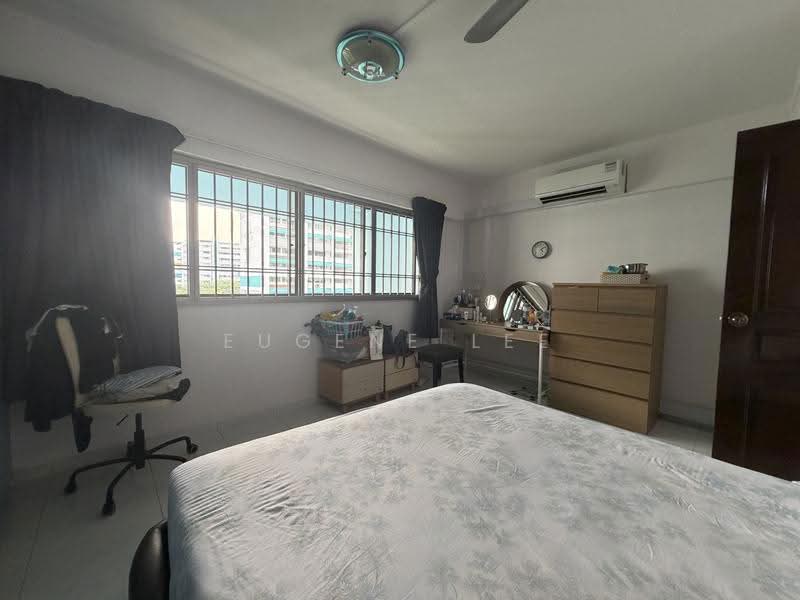 336 Jurong East Avenue 1, 336 Jurong East Avenue 1, Boon Lay / Jurong / Tuas, 4 Bedrooms, 1,679 sqft, HDB Flat For Sale, by Eugene Lee, 500298296 - Bedroom - PropertyGuru.com.sg