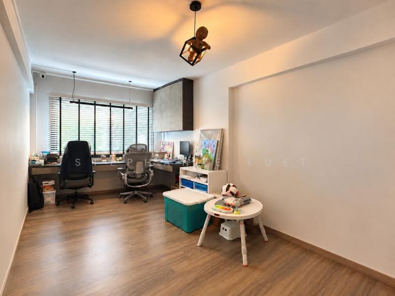 725 Tampines Street 71, 725 Tampines Street 71, Pasir Ris / Tampines, 3 Bedrooms, 1,109 sqft, HDB Flat For Sale, by Stephanie Kuet LY, 500298305 - Study - PropertyGuru.com.sg