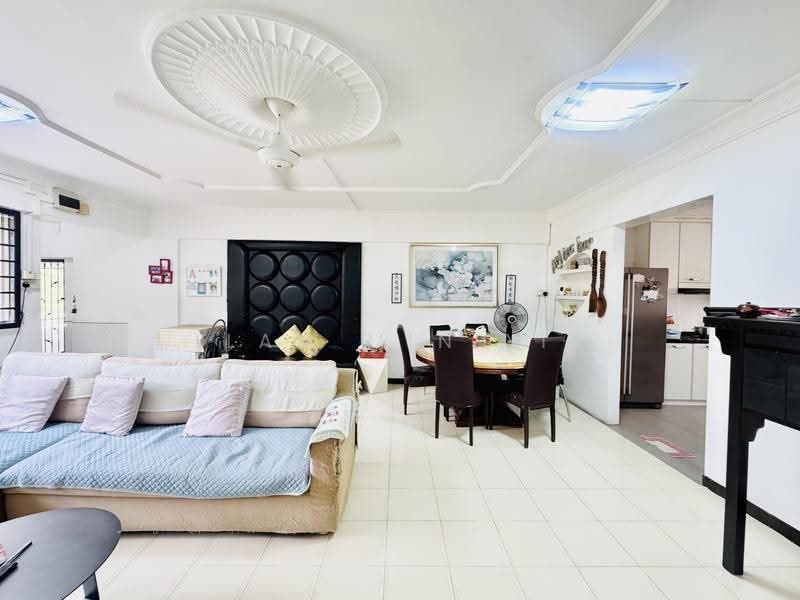266 Tampines Street 21, 266 Tampines Street 21, Pasir Ris / Tampines, 3 Bedrooms, 1,173 sqft, HDB Flat For Sale, by Lam Min Yi, 500298313 - Living Room - PropertyGuru.com.sg