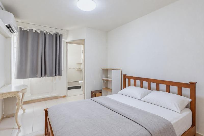 693 Hougang Street 61, 693 Hougang Street 61, Hougang / Punggol / Sengkang, 3 Bedrooms, 958 sqft, HDB Flat For Sale, by PROPSELLER PTE. LTD., 500298322 - Bedroom - PropertyGuru.com.sg