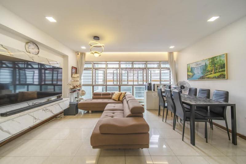 160B Punggol Central, 160B Punggol Central, Hougang / Punggol / Sengkang, 3 Bedrooms, 1,012 sqft, HDB Flat For Sale, by Regine Yow, 500298333 - Living Room - PropertyGuru.com.sg