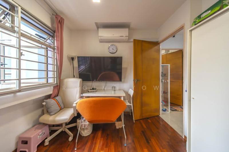 160B Punggol Central, 160B Punggol Central, Hougang / Punggol / Sengkang, 3 Bedrooms, 1,012 sqft, HDB Flat For Sale, by Regine Yow, 500298333 - Study - PropertyGuru.com.sg