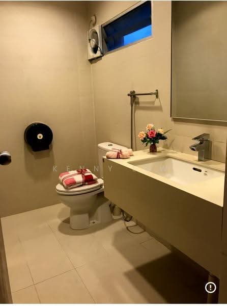 Crystal Time Building, 16 Tannery Lane, Macpherson / Potong Pasir, 3,020 sqft, Light Industrial (B1) For Rent, by Kenny Low, 500298390 - Bathroom - CommercialGuru.com.sg