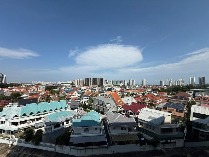 Grand Dunman, 10 Dunman Road, East Coast / Marine Parade, 2 Bedrooms, 667 sqft, Condominium For Rent, by Dave Tan, 500298423 - Balcony view - PropertyGuru.com.sg
