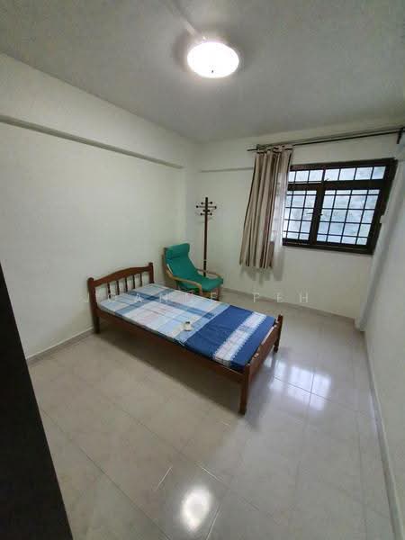 513 Hougang Avenue 10, 513 Hougang Avenue 10, Hougang / Punggol / Sengkang, 3 Bedrooms, 904 sqft, HDB Flat For Rent, by Joanne Peh, 500298432 - Bedroom - PropertyGuru.com.sg