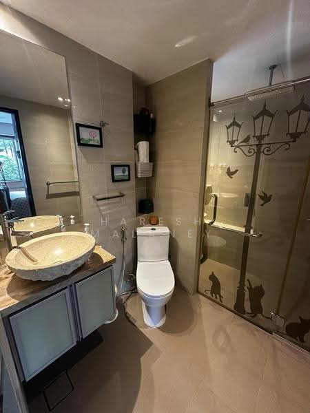 Jervois View, 21 Jervois Road, Tanglin / Holland / Bukit Timah, 3 Bedrooms, 2,475 sqft, Apartment For Sale, by Haresh Malaney, 500298462 - Bathroom - PropertyGuru.com.sg