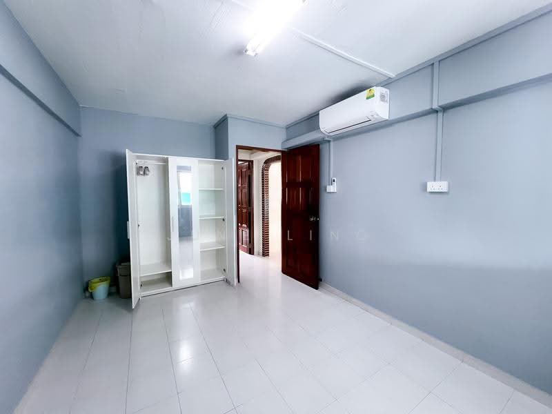 110 Woodlands Street 13, 110 Woodlands Street 13, Admiralty / Woodlands, Room Rental, 120 sqft, HDB Flat For Rent, by June Ling, 500298468 - Bedroom - PropertyGuru.com.sg
