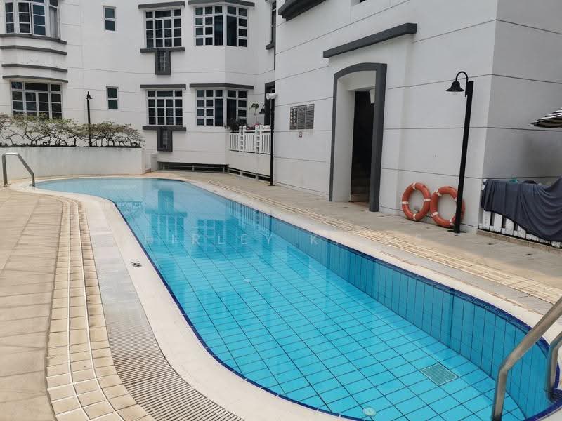 Pinetree Condo, 28 Balmoral park, Tanglin / Holland / Bukit Timah, 3 Bedrooms, 1,212 sqft, Condominium For Rent, by Shirley Krans, 500298473 - Pool - PropertyGuru.com.sg