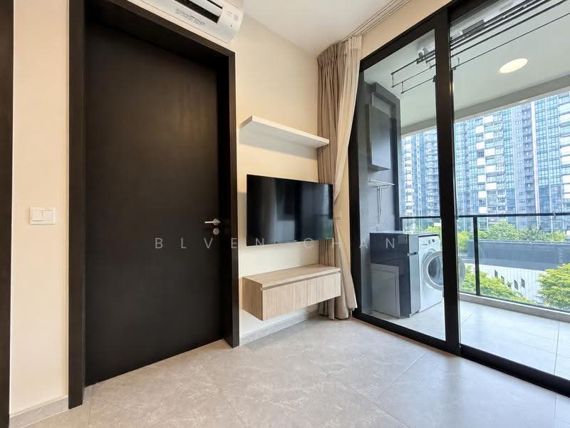 Park Colonial, 8 Woodleigh Lane, Macpherson / Potong Pasir, 1 Bedroom, 463 sqft, Condominium For Sale, by Blven Chan, 500298524 - Balcony - PropertyGuru.com.sg
