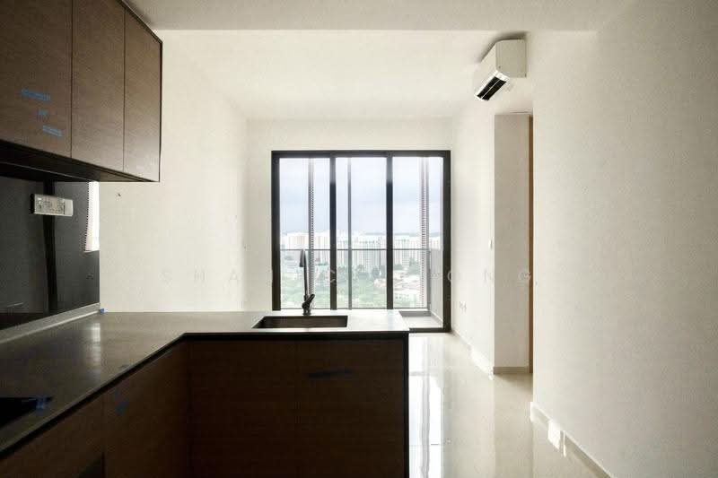 Living Room & Kitchen