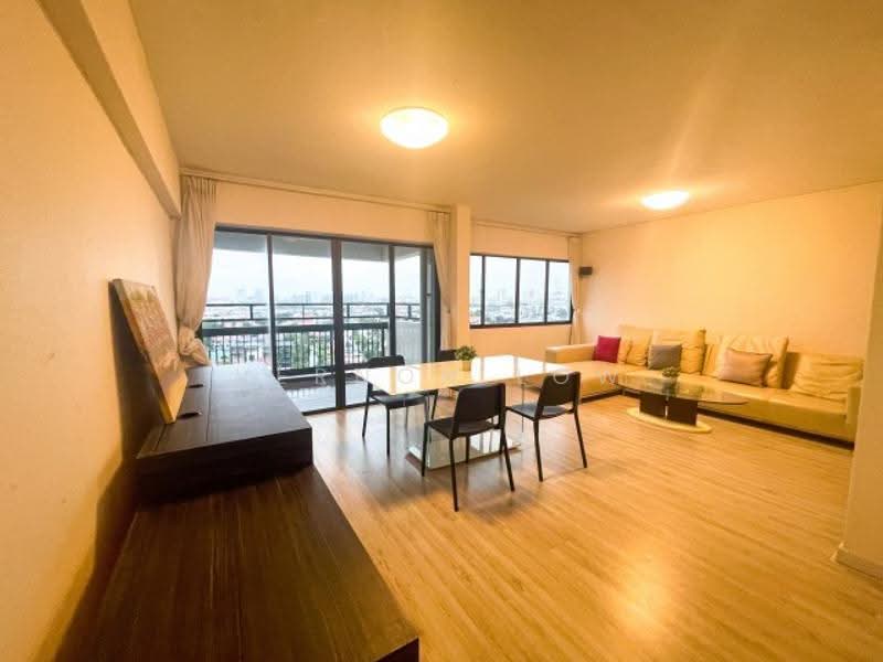 Laguna Park, 5000A Marine Parade Road, East Coast / Marine Parade, 3 Bedrooms, 1,453 sqft, Apartment For Sale, by Vernon Low, 500298577 - PropertyGuru.com.sg