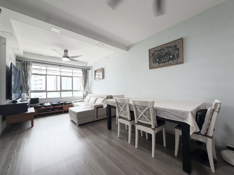 330A Anchorvale Street, 330A Anchorvale Street, Hougang / Punggol / Sengkang, 3 Bedrooms, 990 sqft, HDB Flat For Sale, by Rahmat MBA, 500298630 - Living Room - PropertyGuru.com.sg