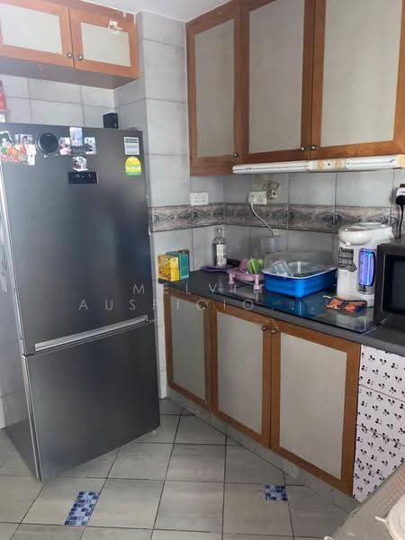 Park Villas, Park Villas Rise, Hougang / Punggol / Sengkang, Room Rental, 150 sqft, Terraced House For Rent, by Melvin Auspicious Lee 李俊豪, 500298638 - Kitchen - PropertyGuru.com.sg