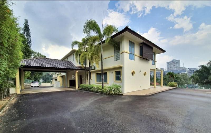 King Albert Park GCB, Tanglin / Holland / Bukit Timah, 4 Bedrooms, 10,225 sqft, Good Class Bungalow For Rent, by Ruth Ng, 500298642 - Exterior - PropertyGuru.com.sg