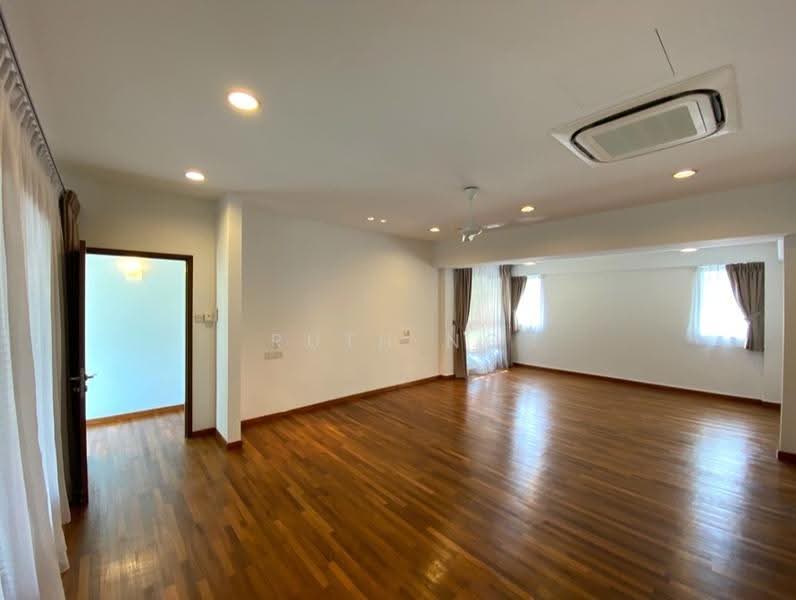 King Albert Park GCB, Tanglin / Holland / Bukit Timah, 4 Bedrooms, 10,225 sqft, Good Class Bungalow For Rent, by Ruth Ng, 500298642 - Bedroom - PropertyGuru.com.sg