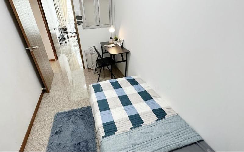 Queens, 10 Stirling Road, Alexandra / Commonwealth, Room Rental, 80 sqft, Condominium For Rent, by Amanda Kum, 500298643 - Bedroom - PropertyGuru.com.sg