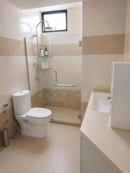 Mandarin Gardens, 1 Siglap Road, East Coast / Marine Parade, 3 Bedrooms, 1,572 sqft, Condominium For Sale, by Bryan Neo, 500298673 - Bathroom - PropertyGuru.com.sg