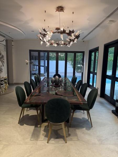 Prestigious Yarwood GCB, Clementi Park / Upper Bukit Timah, 5 Bedrooms, 10,430 sqft, Good Class Bungalow For Sale, by Edmond Wong, 500298679 - Dining Room - PropertyGuru.com.sg