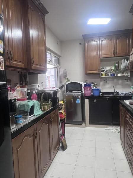 267B Compassvale Link, 267B Compassvale Link, Hougang / Punggol / Sengkang, 3 Bedrooms, 1,184 sqft, HDB Flat For Sale, by Liew Christina, 500298690 - Kitchen - PropertyGuru.com.sg