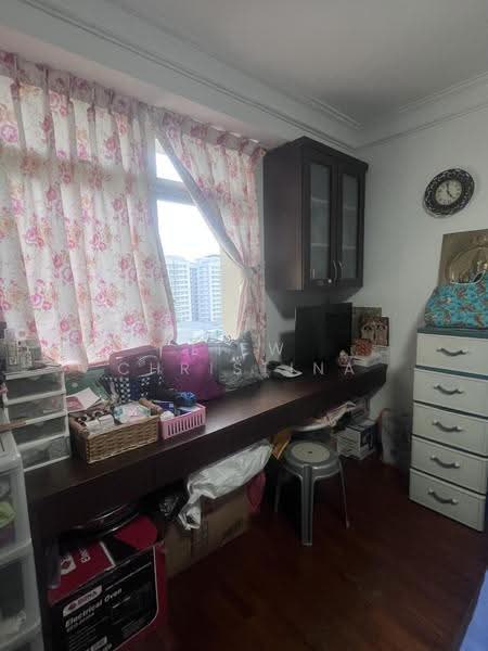 267B Compassvale Link, 267B Compassvale Link, Hougang / Punggol / Sengkang, 3 Bedrooms, 1,184 sqft, HDB Flat For Sale, by Liew Christina, 500298690 - Master Room - PropertyGuru.com.sg