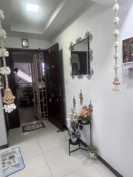 267B Compassvale Link, 267B Compassvale Link, Hougang / Punggol / Sengkang, 3 Bedrooms, 1,184 sqft, HDB Flat For Sale, by Liew Christina, 500298690 - Entrance - PropertyGuru.com.sg