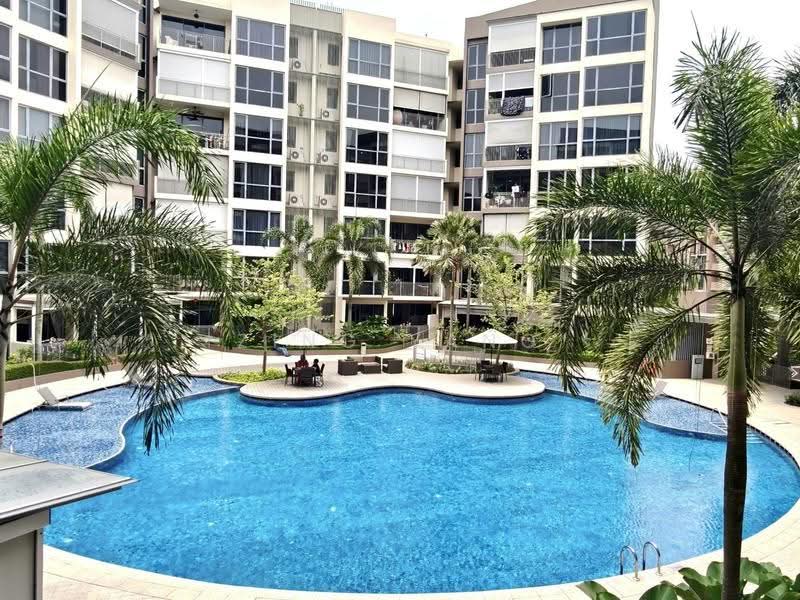 Balcony & MBR Pool View