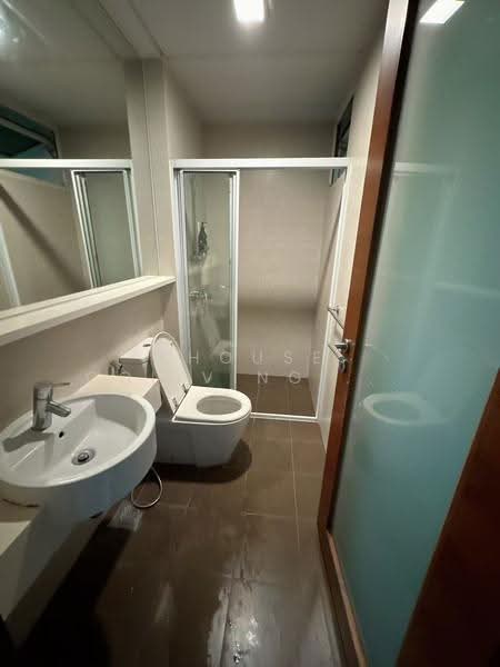 City Square Residences, 14 Kitchener Link, Farrer Park / Serangoon Rd, Room Rental, 100 sqft, Condominium For Rent, by ling, 500298709 - Bathroom - PropertyGuru.com.sg