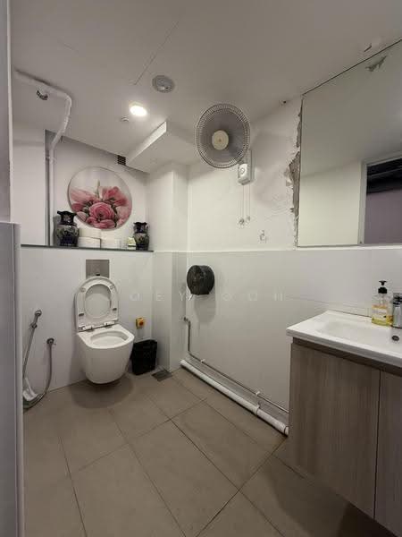71 & 72 Boat Quay, Boat Quay / Raffles Place / Marina, 1,884 sqft, Food & Beverage For Rent, by Joey Goh, 500298725 - Bathroom - CommercialGuru.com.sg