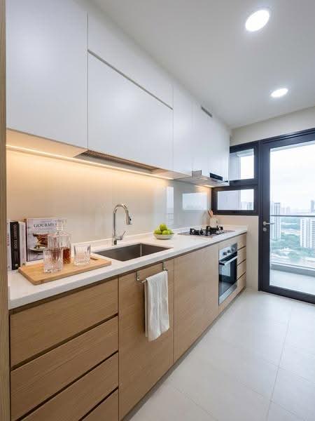 Treasure at Tampines, 31 Tampines Lane, Pasir Ris / Tampines, 4 Bedrooms, 1,335 sqft, Condominium For Sale, by Keith Low, 500298732 - Kitchen - PropertyGuru.com.sg