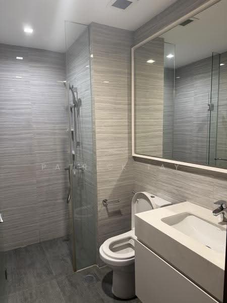 Riverbank at Fernvale, Sengkang West Way/Fernvale, Seletar / Yio Chu Kang, 2 Bedrooms, 710 sqft, Condominium For Rent, by Patrick Tay, 500298734 - Bathroom - PropertyGuru.com.sg