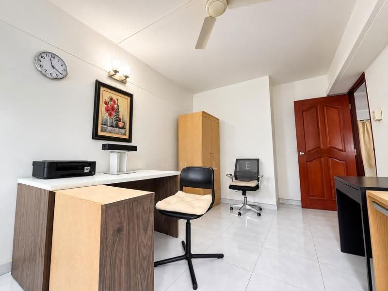 688B Choa Chu Kang Drive, 688B Choa Chu Kang Drive, Dairy Farm / Bukit Panjang / Choa Chu Kang, 3 Bedrooms, 969 sqft, HDB Flat For Sale, by John Lee, 500298764 - Study - PropertyGuru.com.sg
