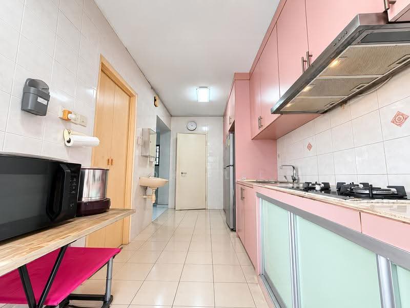 688B Choa Chu Kang Drive, 688B Choa Chu Kang Drive, Dairy Farm / Bukit Panjang / Choa Chu Kang, 3 Bedrooms, 969 sqft, HDB Flat For Sale, by John Lee, 500298764 - Kitchen - PropertyGuru.com.sg
