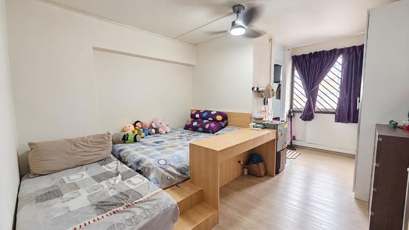 402 Fajar Road, 402 Fajar Road, Dairy Farm / Bukit Panjang / Choa Chu Kang, 3 Bedrooms, 1,119 sqft, HDB Flat For Sale, by Christina May, 500298770 - Bedroom - PropertyGuru.com.sg