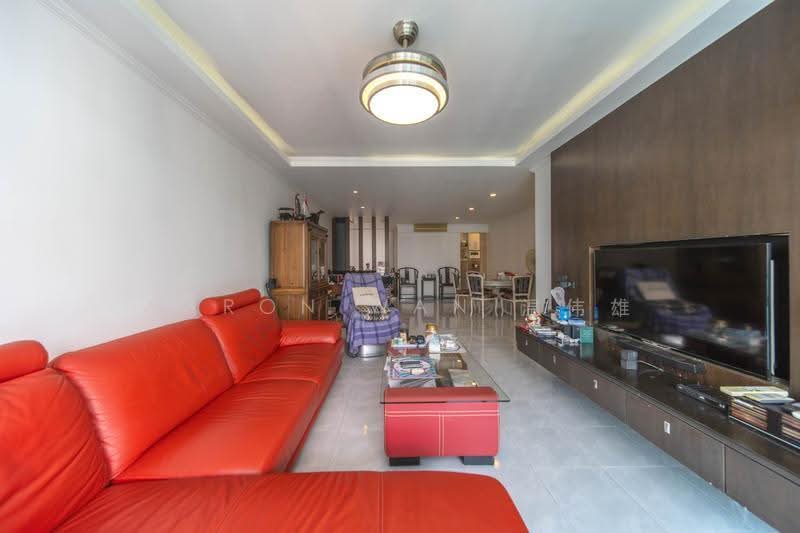 181 Edgefield Plains, 181 Edgefield Plains, Hougang / Punggol / Sengkang, 4 Bedrooms, 1,377 sqft, HDB Flat For Sale, by Aaron Wan 温伟雄, 500298789 - Living Room - PropertyGuru.com.sg