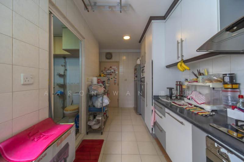 181 Edgefield Plains, 181 Edgefield Plains, Hougang / Punggol / Sengkang, 4 Bedrooms, 1,377 sqft, HDB Flat For Sale, by Aaron Wan 温伟雄, 500298789 - Kitchen - PropertyGuru.com.sg