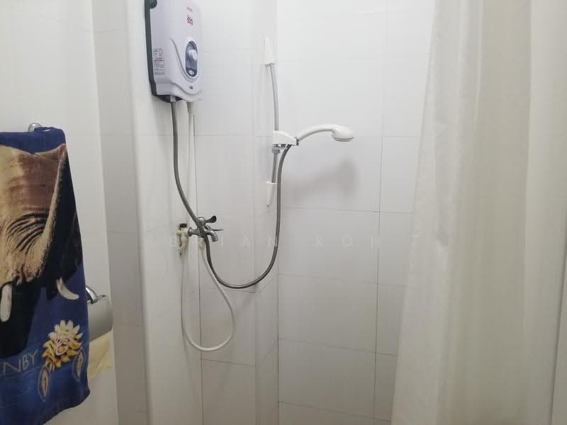 JALAN MERAH SAGA, JALAN MERAH SAGA, Tanglin / Holland / Bukit Timah, 5 Bedrooms, 2,400 sqft, Semi-Detached House For Rent, by Brian Koh, 500298806 - Bathroom - PropertyGuru.com.sg