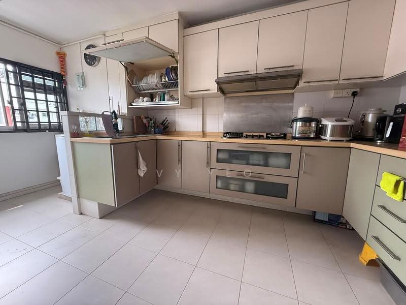 221 Ang Mo Kio Avenue 1, 221 Ang Mo Kio Avenue 1, Ang Mo Kio / Bishan / Thomson, 3 Bedrooms, 1,098 sqft, HDB Flat For Sale, by Ivy Yeo, 500298815 - Kitchen - PropertyGuru.com.sg
