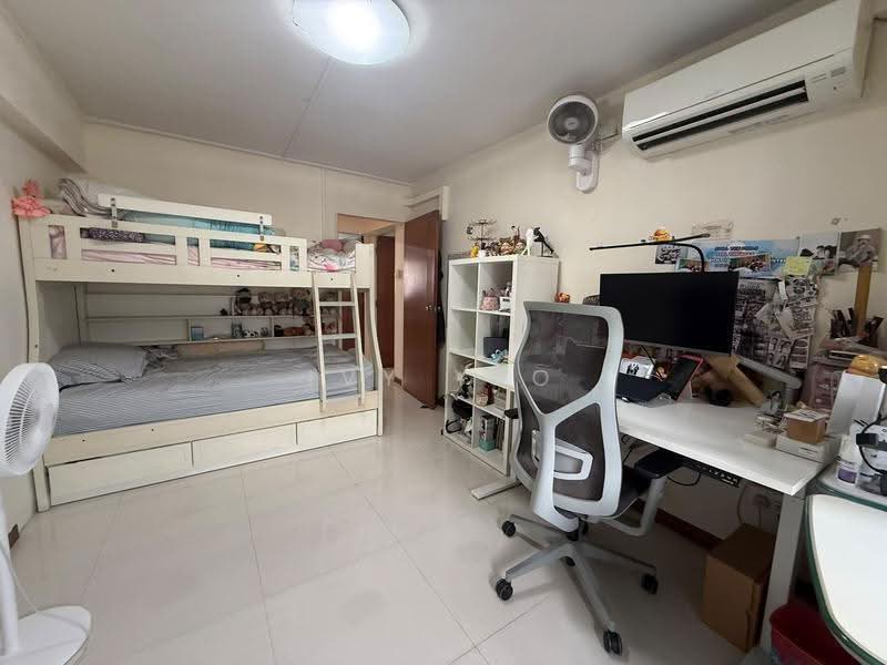 221 Ang Mo Kio Avenue 1, 221 Ang Mo Kio Avenue 1, Ang Mo Kio / Bishan / Thomson, 3 Bedrooms, 1,098 sqft, HDB Flat For Sale, by Ivy Yeo, 500298815 - Bedroom - PropertyGuru.com.sg