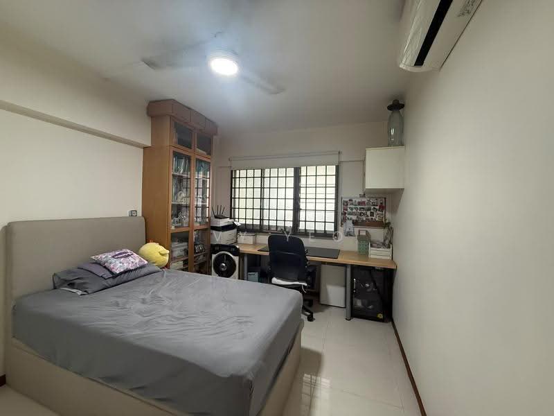 221 Ang Mo Kio Avenue 1, 221 Ang Mo Kio Avenue 1, Ang Mo Kio / Bishan / Thomson, 3 Bedrooms, 1,098 sqft, HDB Flat For Sale, by Ivy Yeo, 500298815 - Bedroom - PropertyGuru.com.sg