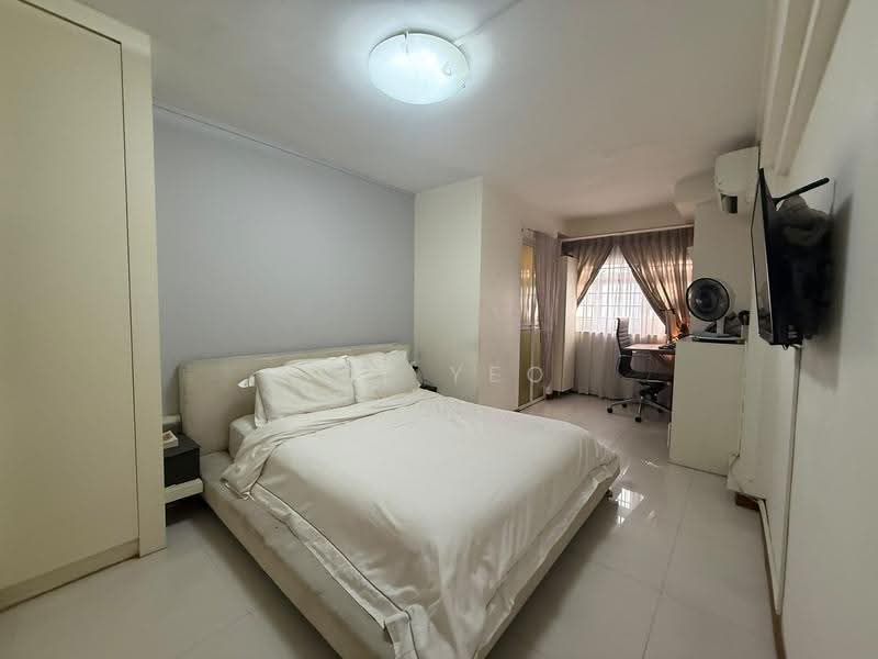 221 Ang Mo Kio Avenue 1, 221 Ang Mo Kio Avenue 1, Ang Mo Kio / Bishan / Thomson, 3 Bedrooms, 1,098 sqft, HDB Flat For Sale, by Ivy Yeo, 500298815 - Bedroom - PropertyGuru.com.sg