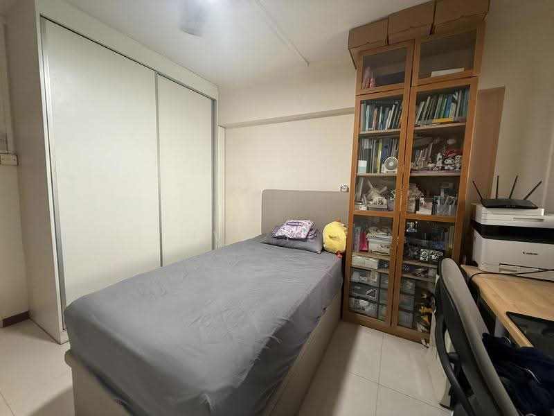 221 Ang Mo Kio Avenue 1, 221 Ang Mo Kio Avenue 1, Ang Mo Kio / Bishan / Thomson, 3 Bedrooms, 1,098 sqft, HDB Flat For Sale, by Ivy Yeo, 500298815 - Bedroom - PropertyGuru.com.sg