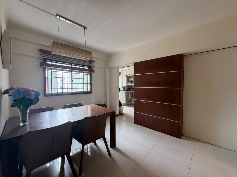 221 Ang Mo Kio Avenue 1, 221 Ang Mo Kio Avenue 1, Ang Mo Kio / Bishan / Thomson, 3 Bedrooms, 1,098 sqft, HDB Flat For Sale, by Ivy Yeo, 500298815 - Dining Room - PropertyGuru.com.sg