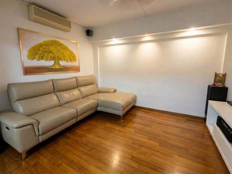 221 Ang Mo Kio Avenue 1, 221 Ang Mo Kio Avenue 1, Ang Mo Kio / Bishan / Thomson, 3 Bedrooms, 1,098 sqft, HDB Flat For Sale, by Ivy Yeo, 500298815 - Living Room - PropertyGuru.com.sg
