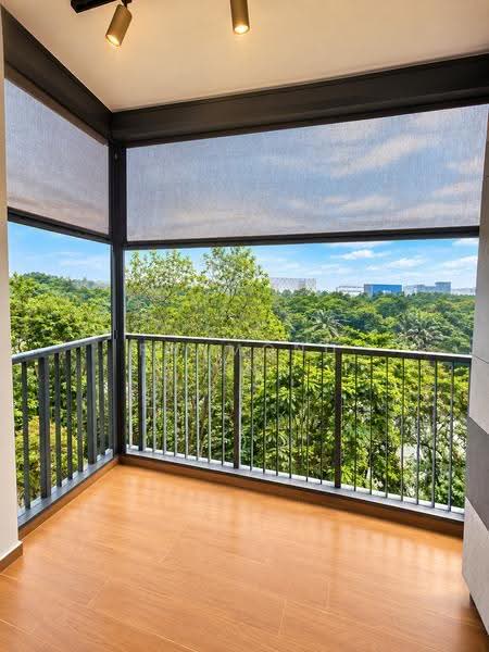 Kingsford Waterbay, 78 Upper Serangoon View, Hougang / Punggol / Sengkang, 2 Bedrooms, 678 sqft, Condominium For Rent, by Raymond Tung, 500298839 - Balcony (Day View) - PropertyGuru.com.sg