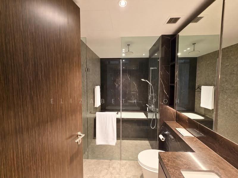 Parc Clematis, 6A Jalan Lempeng, Buona Vista / West Coast / Clementi New Town, 3 Bedrooms, 1,249 sqft, Condominium For Sale, by Elizabeth Poh, 500298841 - Bathroom - PropertyGuru.com.sg