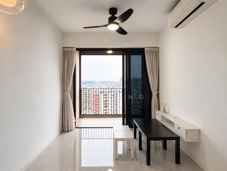 Riverfront Residences, 45 Hougang Avenue 7, Hougang / Punggol / Sengkang, 1 Bedroom, 463 sqft, Condominium For Rent, by VK Wong, 500298853 - Balcony - PropertyGuru.com.sg