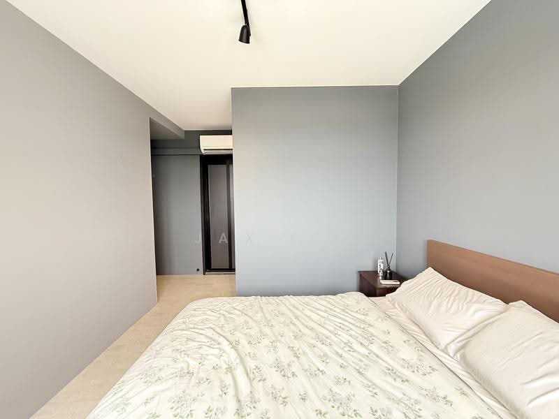 152A Bedok South Road, 152A Bedok South Road, Bedok / Upper East Coast, 3 Bedrooms, 1,001 sqft, HDB Flat For Sale, by Jax Lim, 500298862 - Master Bedroom - PropertyGuru.com.sg