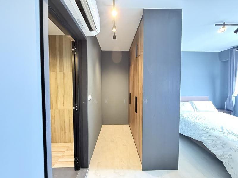152A Bedok South Road, 152A Bedok South Road, Bedok / Upper East Coast, 3 Bedrooms, 1,001 sqft, HDB Flat For Sale, by Jax Lim, 500298862 - Master Bedroom - PropertyGuru.com.sg