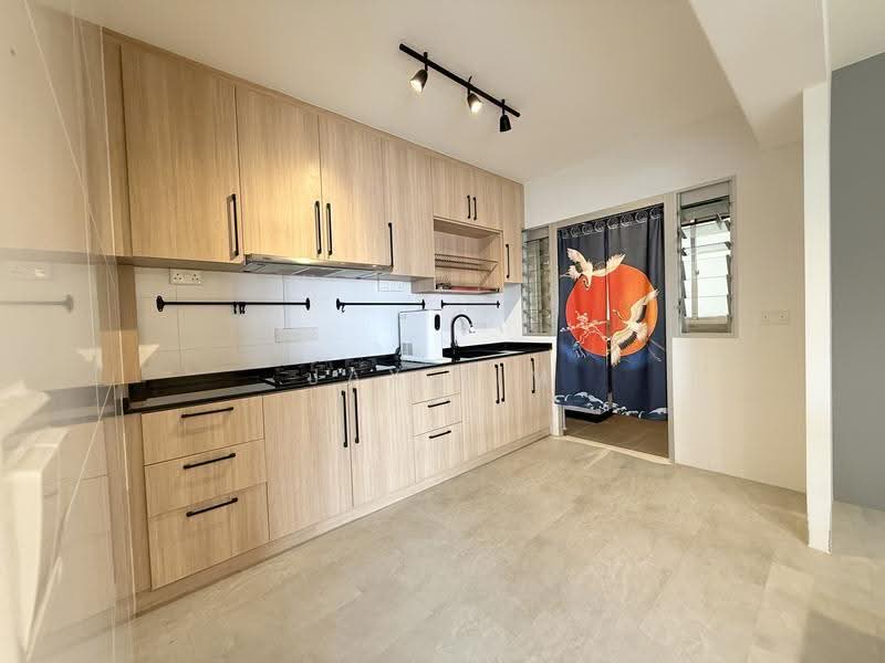 152A Bedok South Road, 152A Bedok South Road, Bedok / Upper East Coast, 3 Bedrooms, 1,001 sqft, HDB Flat For Sale, by Jax Lim, 500298862 - Kitchen - PropertyGuru.com.sg